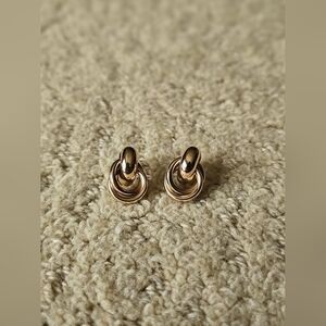 Elegant Gold Knot Earrings